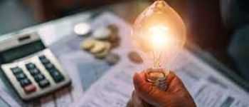 Polémica decisión: en el verano, los hogares pagarán más cara la luz que los comercios