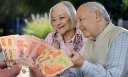 La letra chica del ajuste: por la fórmula de Milei, los jubilados cobran hasta $93 mil menos 