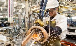 Industria en retroceso: la producción manufacturera cerró 2025 con caída y acumula seis meses consecutivos en baja 